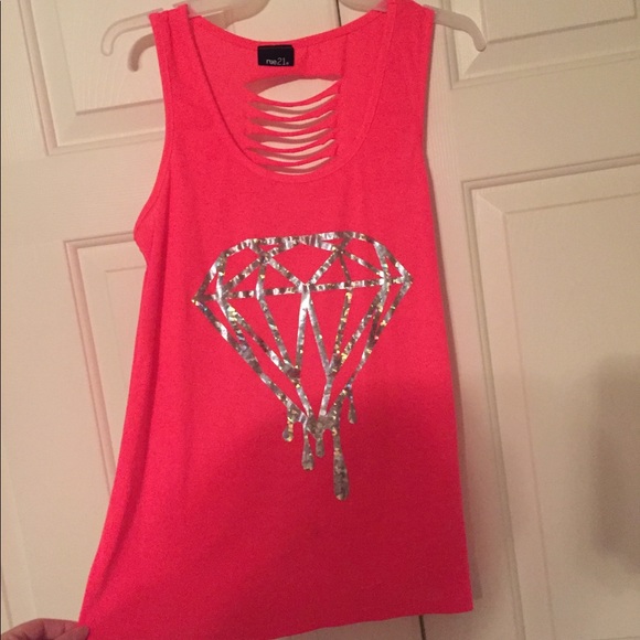 Medium Rue 21 tank top shirt - Picture 2 of 5
